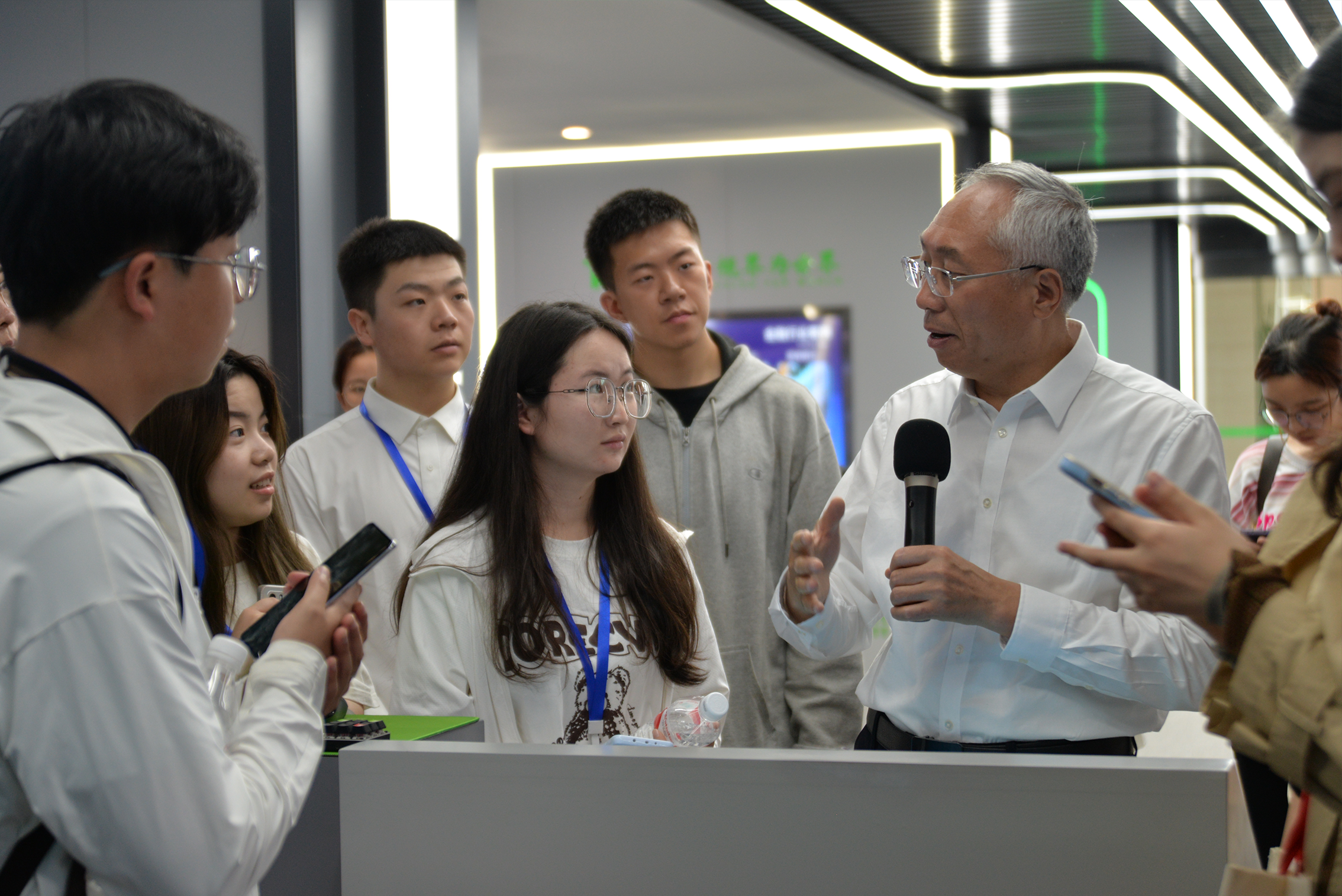 ks��ʱ��վ��(�й���)�ٷ���վ